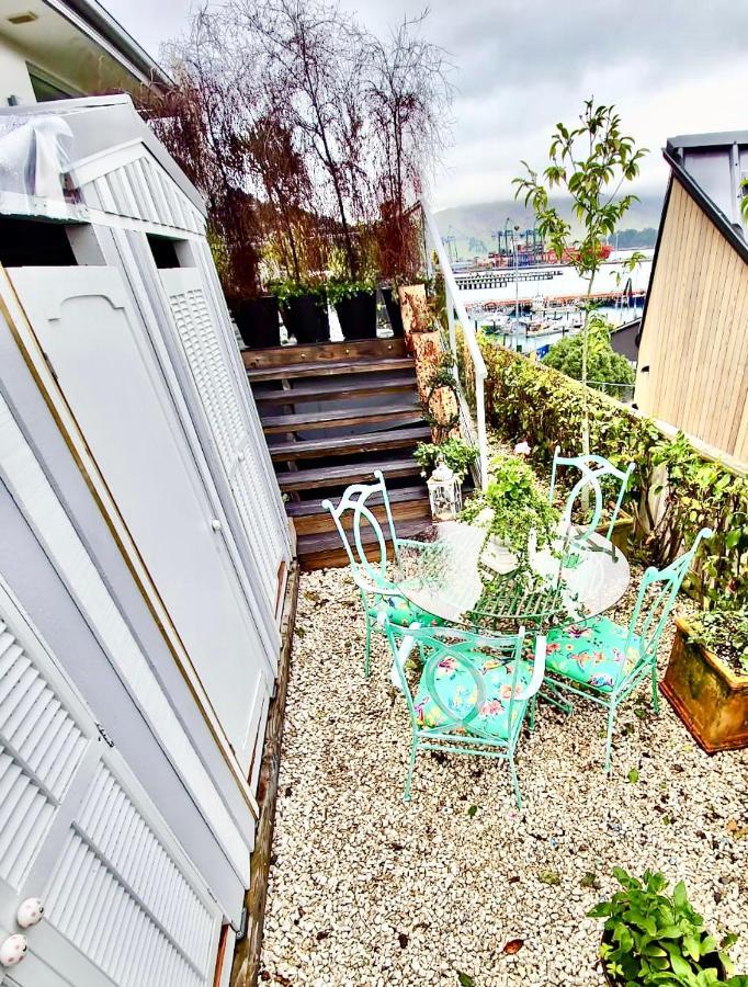 Glamping In Luxury At Little Lytelton Boatique House Apartment Lyttelton Exterior photo